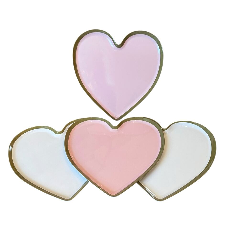 NEW Cupcakes & Cashmere Valentine Heart Shaped Melamine Plates 9.5in Set of 4